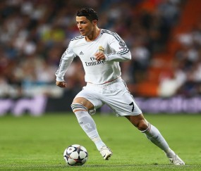 开云官网-Doinb王者归来引爆欧洲主场！势不可挡首秀令G2粉丝沸腾，Doinb欧洲主场王者归来！首秀引爆G2粉丝狂欢