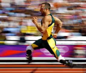 开云平台-历史之夜与极限挑战，当詹姆斯与RNG共写超越的哲学，詹姆斯与RNG共铸超越传奇